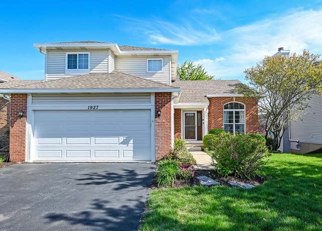 Property at 1927 Nutmeg Ln, Naperville, IL 60565, 3 beds, 2.5 baths