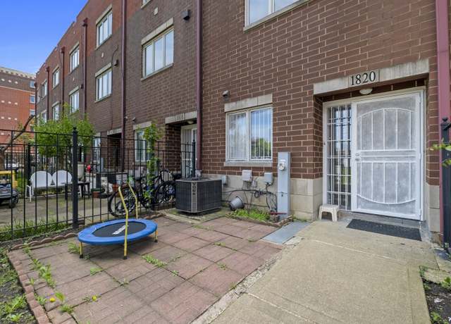 Property at 1820 S Melody Ct, Chicago, IL 60616, 6 beds, 2.5 baths