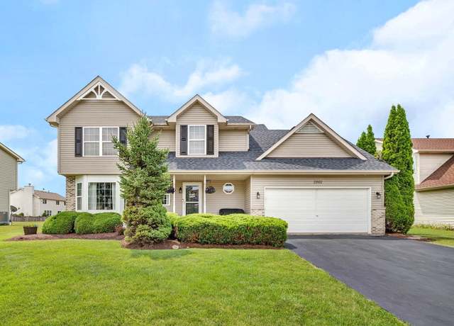 Property at 2902 Grass Lake Dr, Joliet, IL 60435, 4 beds, 2.5 baths