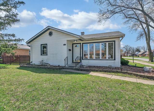 Property at 8201 Melvina Ave, Burbank, IL 60459, 2 beds, 1 bath