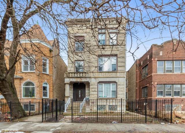 Property at 3534 W Fulton Blvd, Chicago, IL 60624, 9 beds, 5 baths
