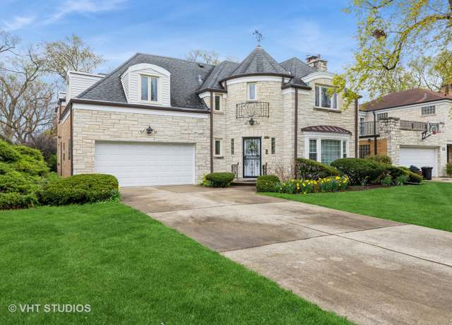 Property at 1439 William St, River Forest, IL 60305, 6 beds, 2.5 baths