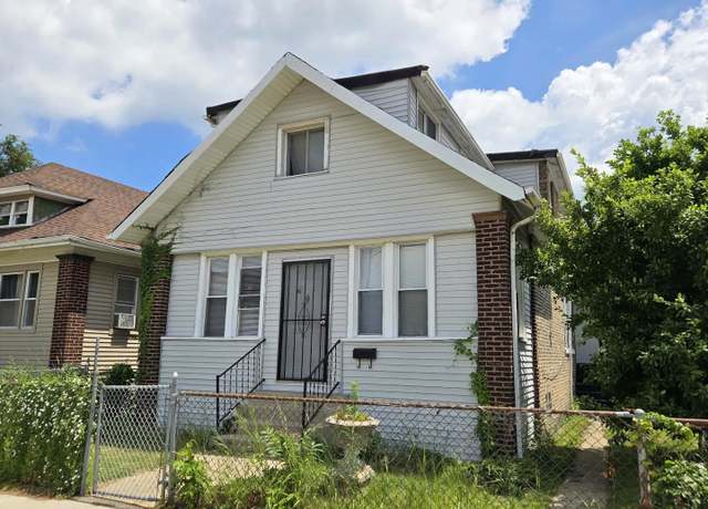 Property at 8151 S Bennett Ave, Chicago, IL 60617, 9 beds, 3 baths