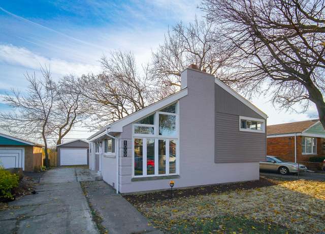 Property at 1009 W 129th Pl, Chicago, IL 60643, 3 beds, 2 baths