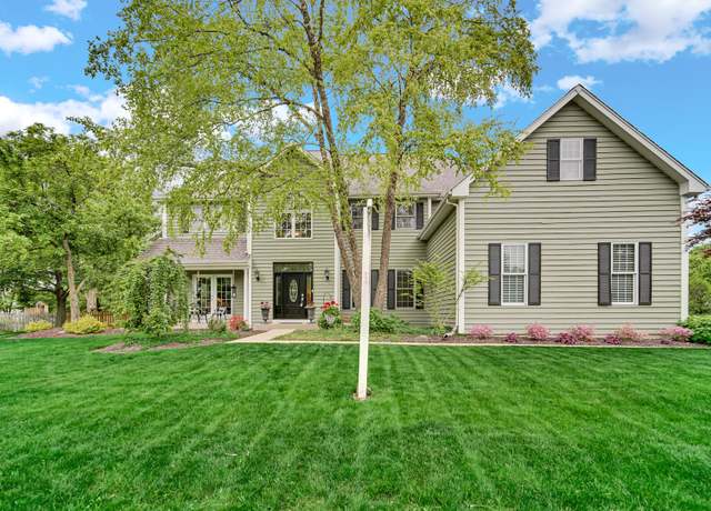 Property at 31200 Prairie Ridge Rd, Green Oaks, IL 60048, 5 beds, 5 baths