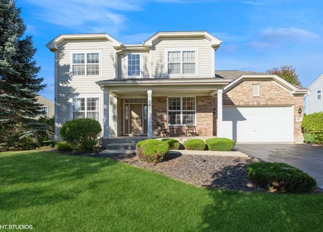 Property at 610 Erin Dr, Elgin, IL 60124, 4 beds, 2.5 baths