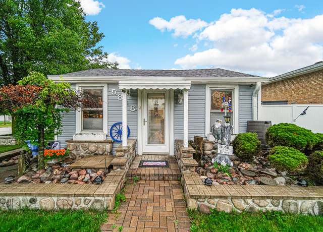 Property at 5848 W 89th St, Oak Lawn, IL 60453, 1 bed, 1 bath