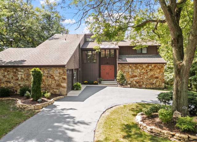 Property at 1420 Pine Grove Ln, New Lenox, IL 60451, 4 beds, 3 baths