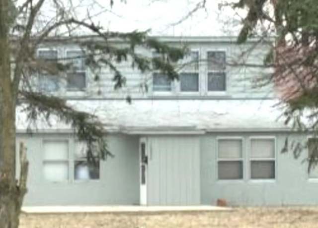 Property at 16054 Cottage Grove Ave, South Holland, IL 60473, 6 beds, 2 baths