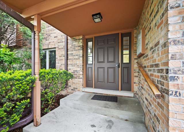 Property at 963 West Ct Unit E, Naperville, IL 60563, 2 beds, 2 baths