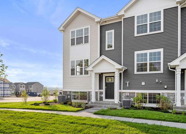 Property at 2641 Santa Fe Dr, Pingree Grove, IL 60140, 3 beds, 2.5 baths