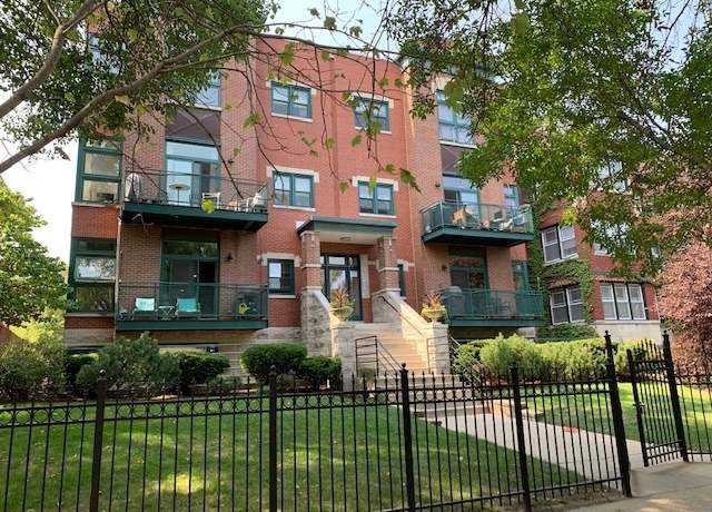 Property at 4646 N Beacon St Unit G04, Chicago, IL 60640, 2 beds, 2 baths