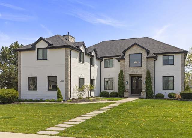 Property at 6836 Fieldstone Dr, Burr Ridge, IL 60527, 5 beds, 4.5 baths