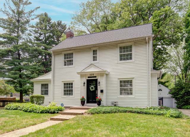 Property at 115 S Calumet Ave, Aurora, IL 60506, 4 beds, 2 baths