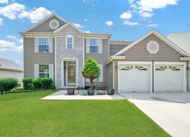 Property at 15 Harrison Ln, Streamwood, IL 60107, 4 beds, 2.5 baths
