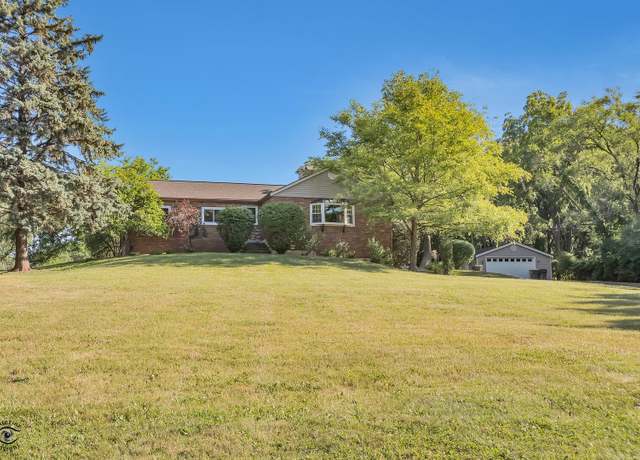 Property at 17332 Bluff Rd, Lemont, IL 60439, 3 beds, 2 baths