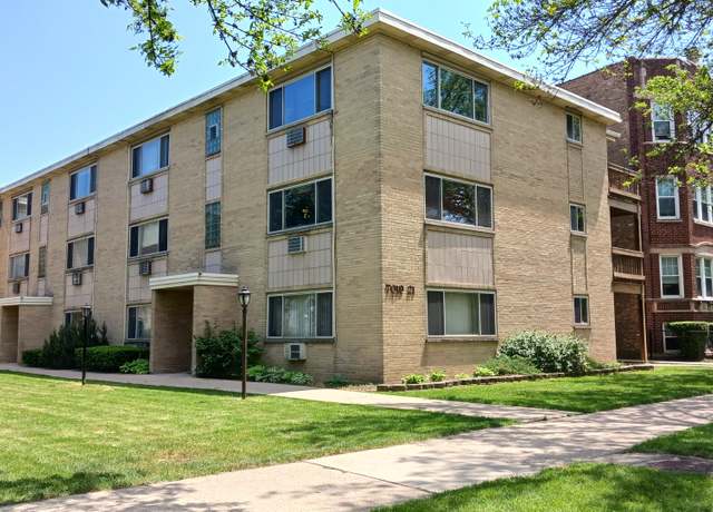 Property at 7019 N Ridge Blvd Unit 3B, Chicago, IL 60645, 1 bed, 1 bath