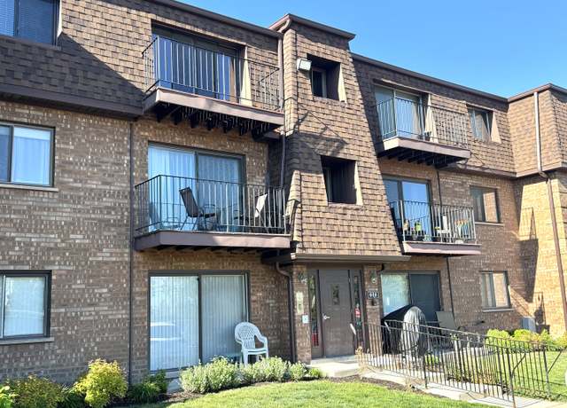 Property at 608 Cobblestone Cir Unit E, Glenview, IL 60025, 2 beds, 1 bath