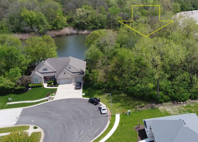 Property at 1859 Erin Ln, Morris, IL 60450