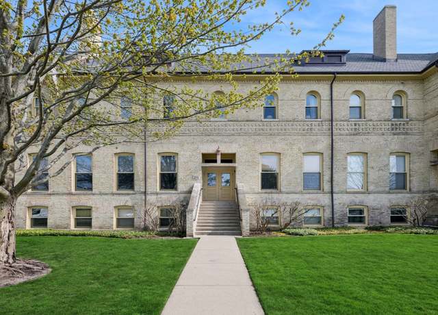 Property at 204 Leonard Wood Rd S #204, Highland Park, IL 60035, 1 bed, 1 bath