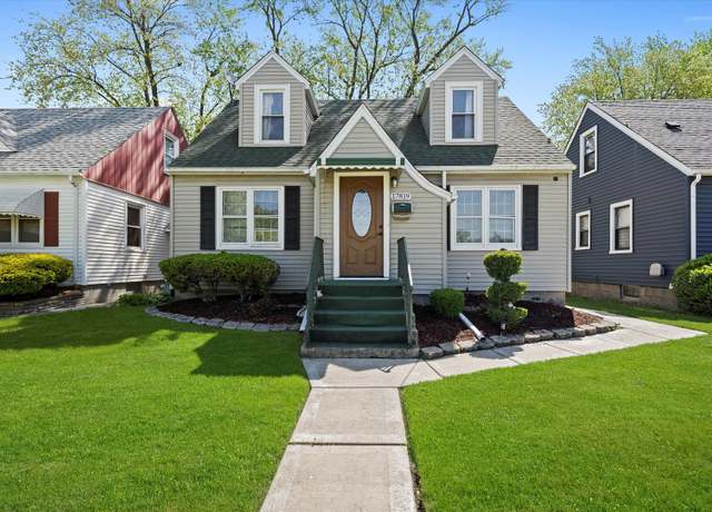 Property at 17819 Walter St, Lansing, IL 60438, 4 beds, 2.5 baths