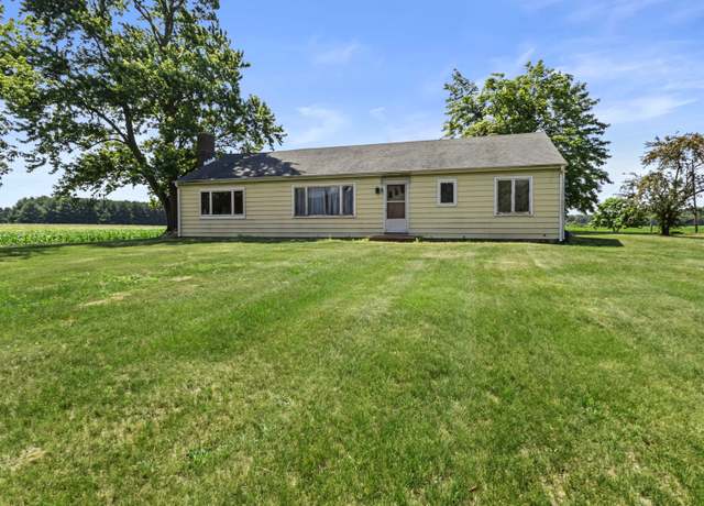Property at 2489 E US Highway 52, Donovan, IL 60931, 3 beds, 1 bath