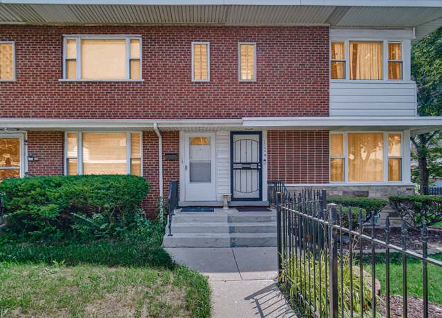 Property at 5018 W Van Buren St Unit B, Chicago, IL 60644, 2 beds, 1.5 baths