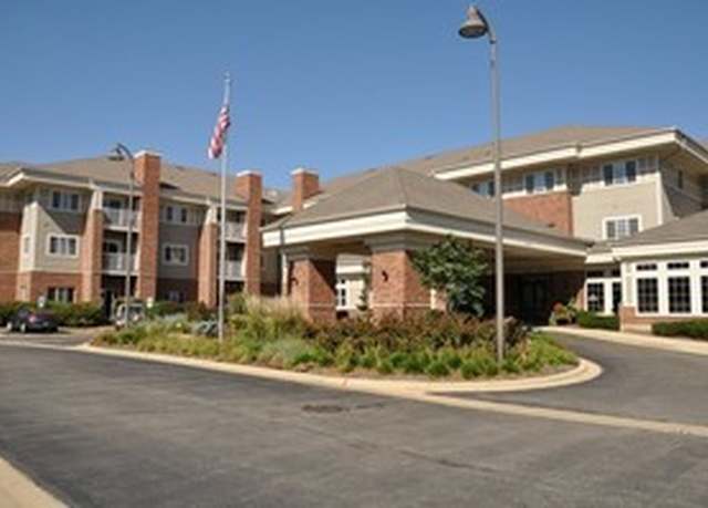 Property at 801 N Mclean Blvd #108, Elgin, IL 60123, 2 beds, 2 baths