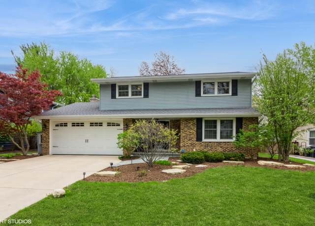 Property at 1424 Killdeer Dr, Naperville, IL 60565, 4 beds, 2.5 baths