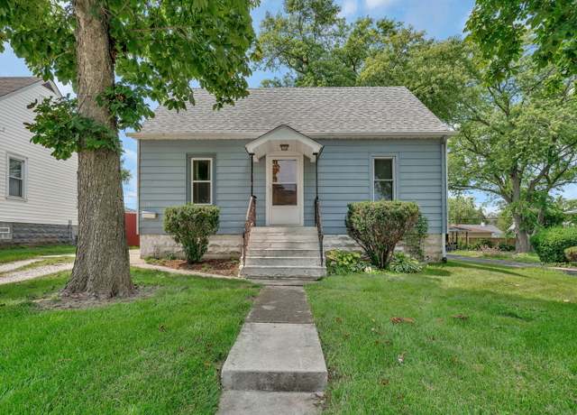 Property at 1811 Highland Ave, Crest Hill, IL 60403, 3 beds, 1 bath