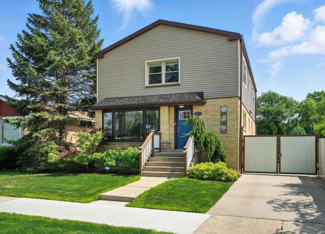 Property at 7515 W Roscoe St, Chicago, IL 60634, 6 beds, 4 baths