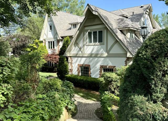 Property at 702 Bay Rd, Mchenry, IL 60051, 6 beds, 4 baths