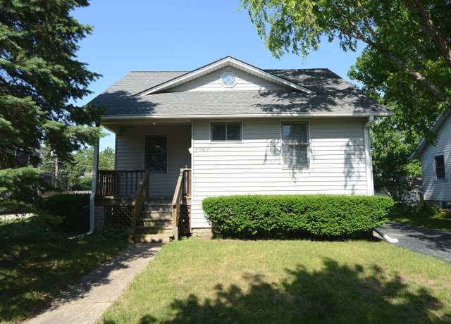 Property at 3902 Rose Ave, Western Springs, IL 60558, 3 beds, 2 baths