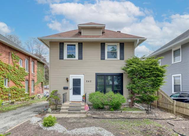 Property at 240 N Batavia Ave, Batavia, IL 60510, 3 beds, 1.5 baths