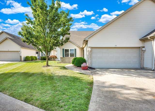 Property at 12 Ashling Ct, Bloomington, IL 61704, 3 beds, 2.5 baths