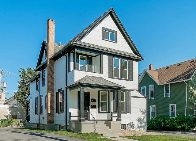 Property at 123 N West St, Wheaton, IL 60187, 4 beds, 4 baths
