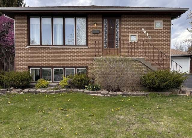 Property at 4210 W Holmberg Ct, Alsip, IL 60803, 3 beds, 2.5 baths