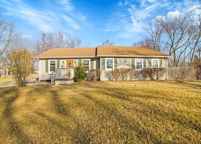 Property at 671 N Maple Ave N, Palatine, IL 60067, 3 beds, 2 baths