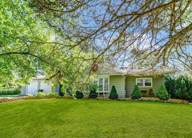 Property at 12599 S Archer Ave, Lemont, IL 60439, 3 beds, 2 baths