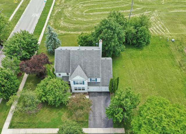 Property at 179 Cascade Dr, Crystal Lake, IL 60012, 4 beds, 2.5 baths