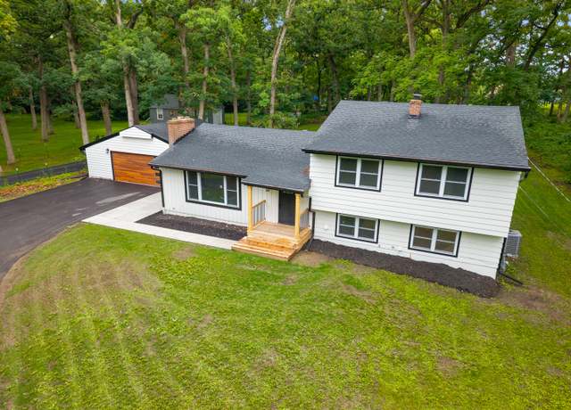Property at 6427 Harlem Rd, Loves Park, IL 61111, 4 beds, 2.5 baths