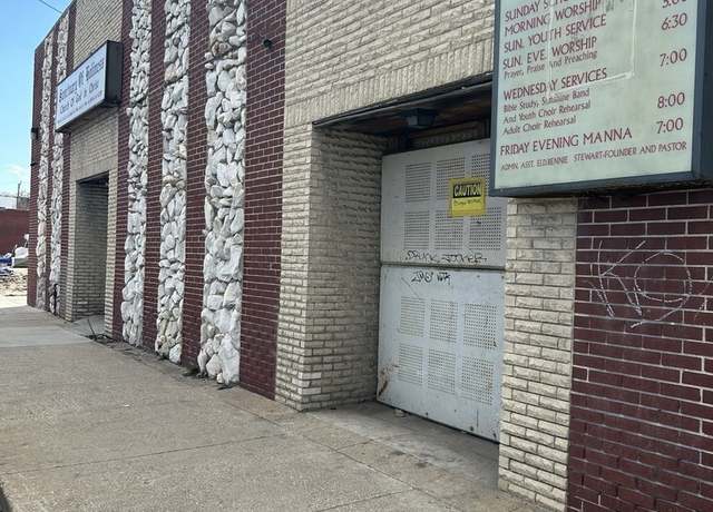 Property at 700 S Pulaski Rd, Chicago, IL 60624