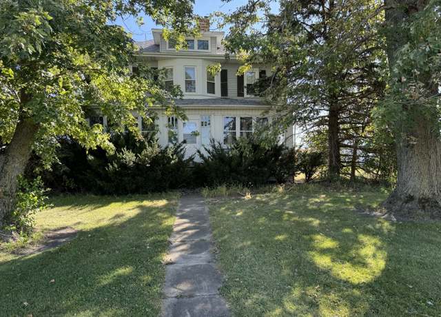 Property at 13403 N 1250th Ave, Granville, IL 61326, 6 beds, 2 baths