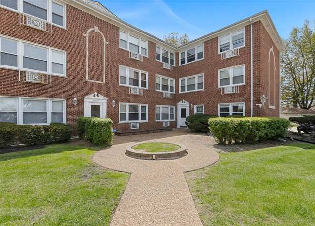Property at 4855 Dobson St #104, Skokie, IL 60077, 1 bed, 1 bath