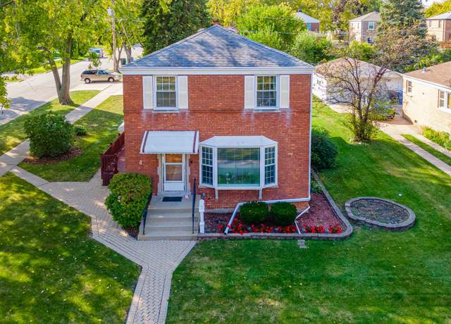 Property at 500 N Irving Ave, Hillside, IL 60162, 5 beds, 2 baths