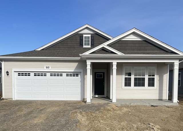 Property at 910 Mesa Ln, Pingree Grove, IL 60140, 2 beds, 2 baths