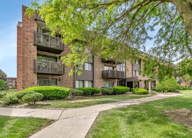 Property at 1422 Woodbridge Rd Unit 2E, Joliet, IL 60436, 3 beds, 2 baths
