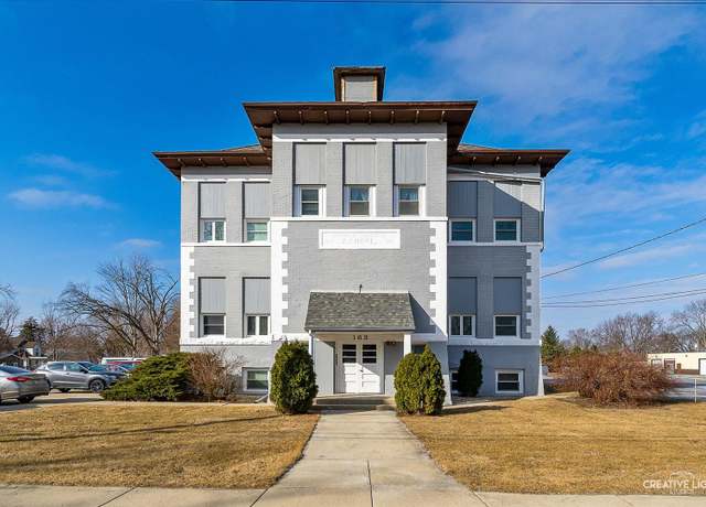 Property at 163 S Main St, Sugar Grove, IL 60554, 11 beds, 6 baths