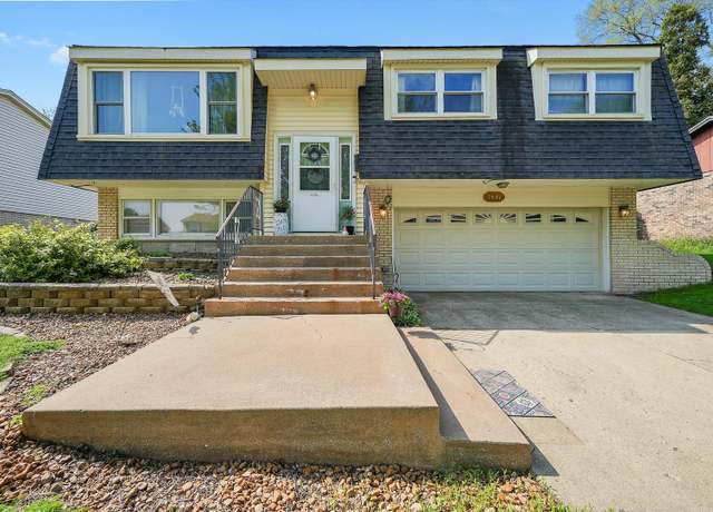 Property at 7431 163rd St, Tinley Park, IL 60477, 3 beds, 2 baths