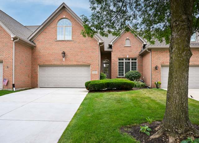 Property at 1090 Catherine Ave, Naperville, IL 60540, 4 beds, 3.5 baths
